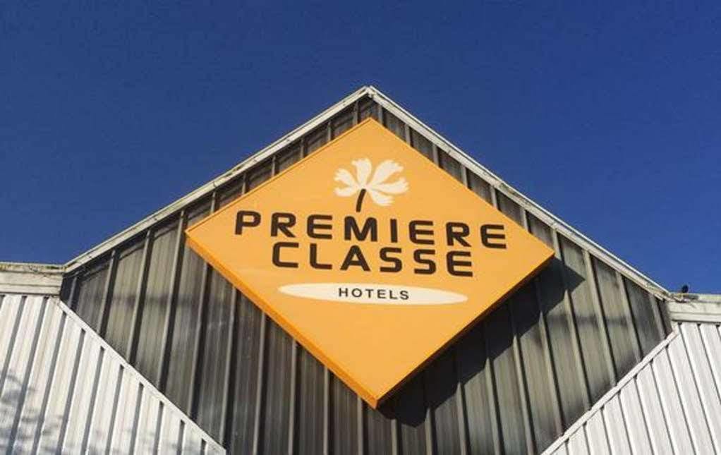 Premiere Classe Évreux Eksteriør billede Premier Classe Hotels logo